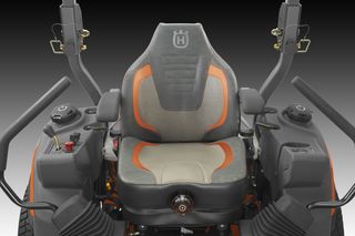 Zero Turn Mower Z 500X - Új ülés